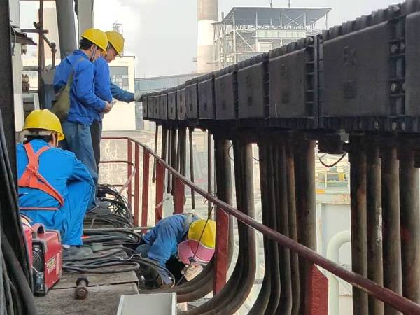 1605518131411411.jpeg 為技改項(xiàng)目配管.jpg