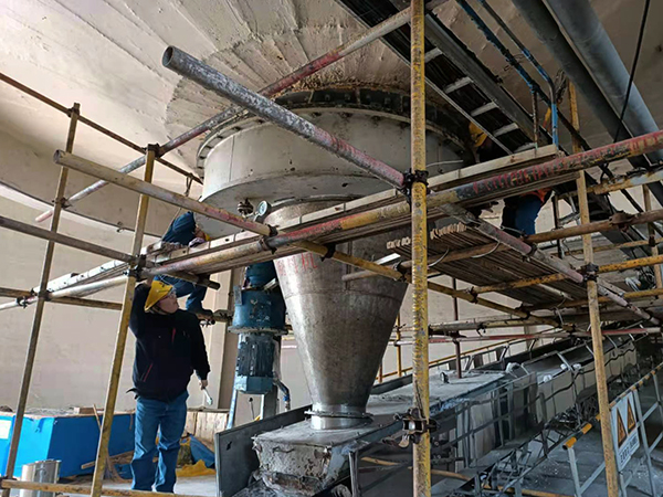 1608544595128755.jpeg 尿素裝置刮料機檢修完成.jpg