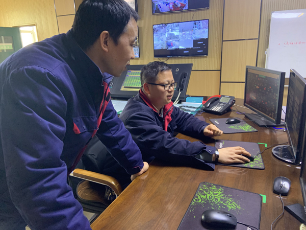 1613090740999179.jpeg 調度顏于強和王建峰.jpg