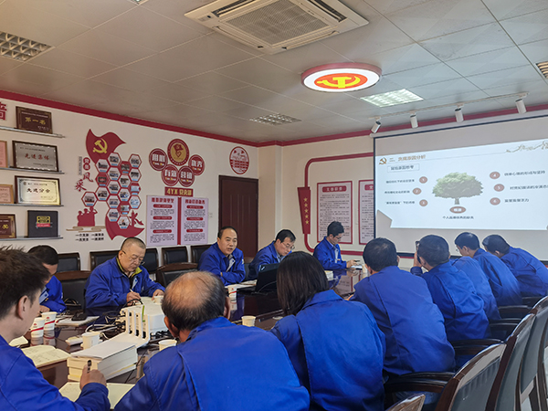 5月6日，公司領導王社教為第二片區學員講授黨課 (2)   600.jpg