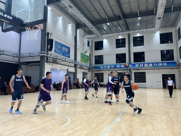 1734568424197091.jpeg 12.17渭化集團彬州公司職工籃球羽毛球比賽圓滿收官 附圖(籃球比賽掠影2).jpg