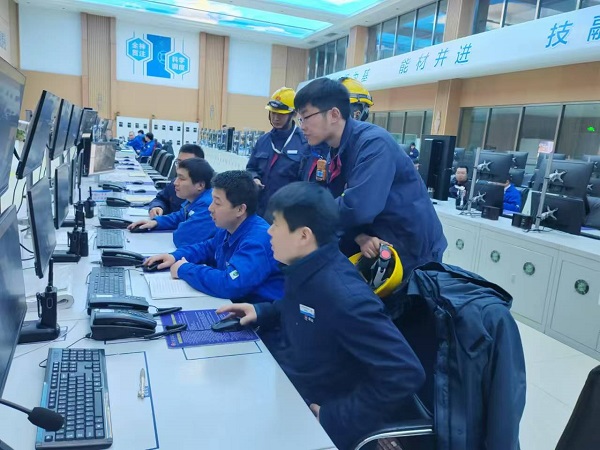 2024年12月8日，制氣車間化工三班崗位開展懂會(huì)能培訓(xùn).jpg