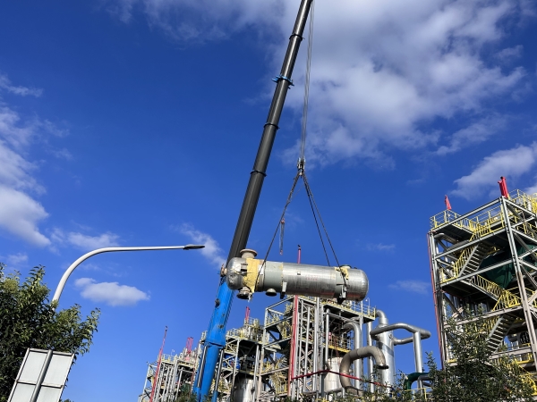 291756429521180730.jpg 彬州公司2025年中修,檢修乙二醇合成水冷器.jpg